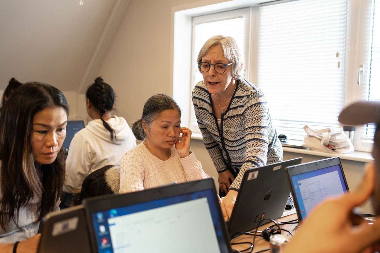 Danskundervisningen foregår ligeledes i arbejdstiden.